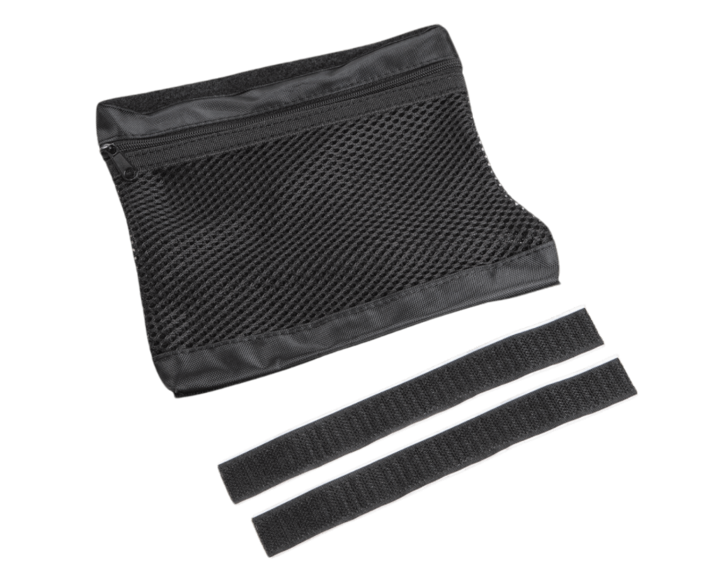 Schwarze Netztasche mit Reißverschluss von B&W International, mit zwei schwarzen Klettverschlüssen auf weißem Hintergrund.